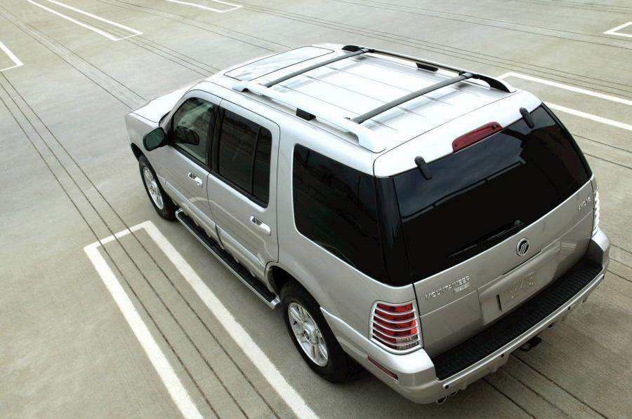  Mercury Mountaineer 2002 года  (фото 10 из 73)